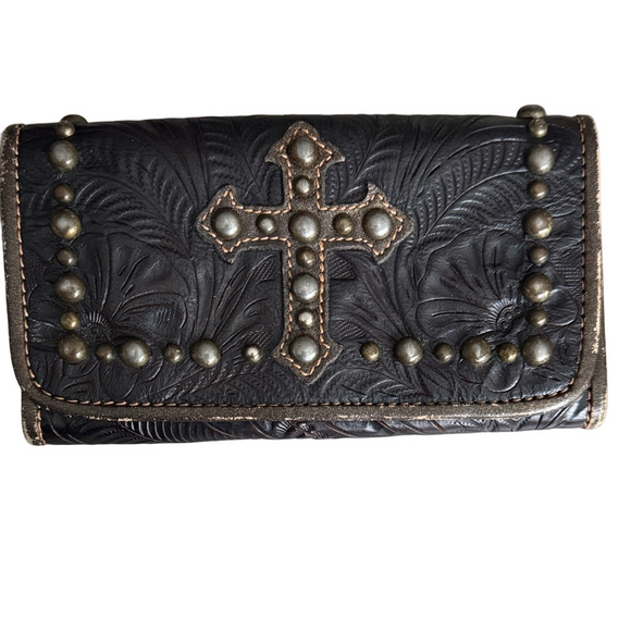 Handbags - Black Leather Wallet Studded Embossed / Leather Cross Clutch